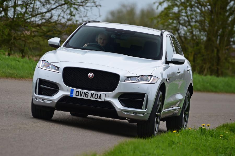 Jaguar F-Pace 20d AWD R-Sport (UK) '2016